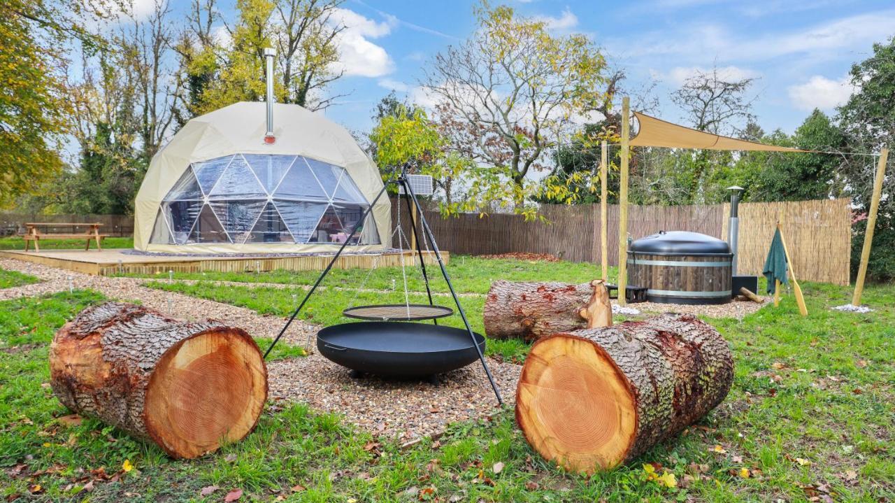 Hotel Luxury Dome With Private Wood-Fired Hot Tub Oxford Exteriér fotografie